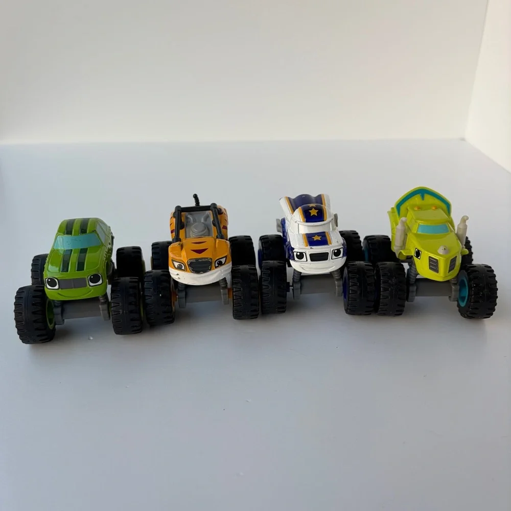 Fisher-Price Nickelodeon Blaze The Monster Machines Pickle Darington Stripes Zeg